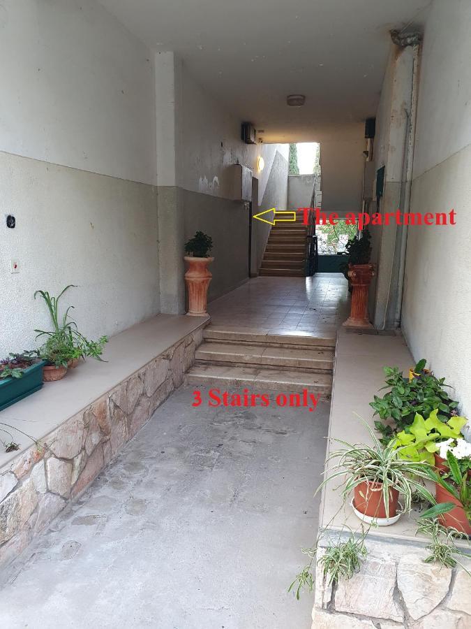 Apartament 3 Stairs Only To Cozy Flat On Hillel St Hajfa Zewnętrze zdjęcie