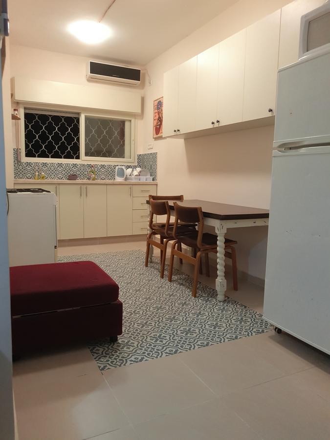 Apartament 3 Stairs Only To Cozy Flat On Hillel St Hajfa Zewnętrze zdjęcie